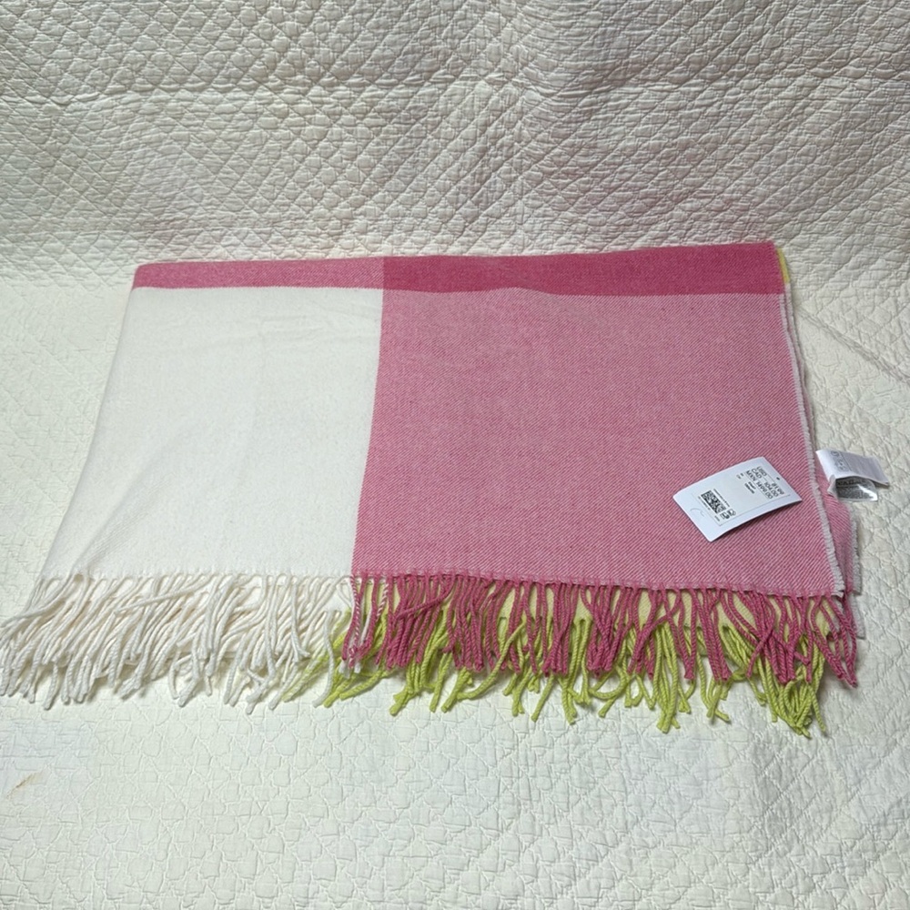 H&M Home Wool Blend Throw blanket